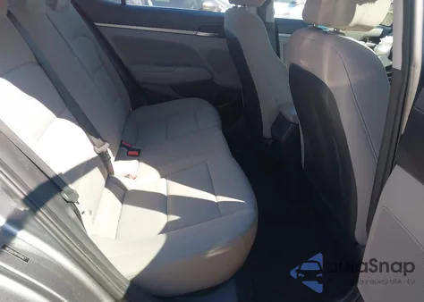 2019 Hyundai Elantra Sel z USA, uszkodzony, nr VIN 5NPD84LF6KH406467